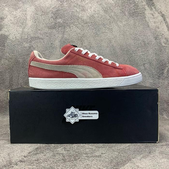 Sepatu Second Casual Puma Suede Classic Red Size 42,5 insole 27,5 cm Original Guarantee 100%