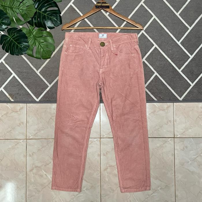 Celana Panjang Lee | Celana Lee | Lee Jeans | Celana Corduroy Lee | Lee Pants | Lee Corduroy Pants |