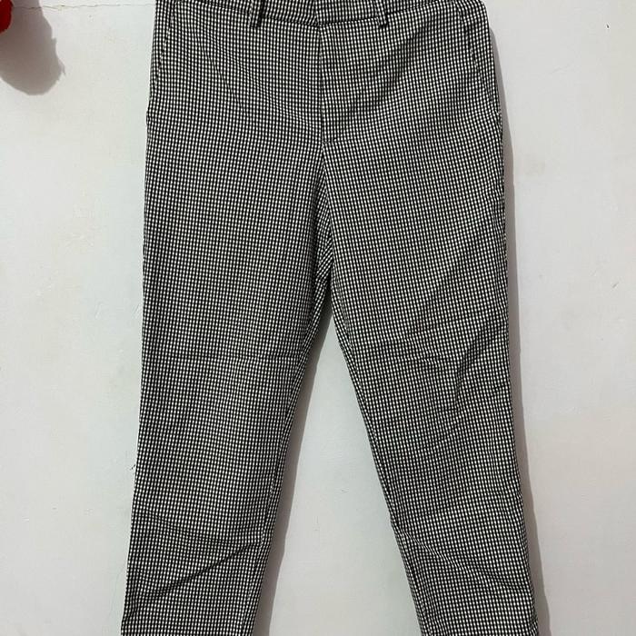Uniqlo Men's Ankle Pants Black and White