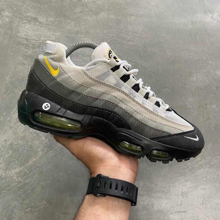 [Size 42]  Nike Airmax 95 OG Black Grey Laser Orange (FD9775-001) Second Original Kondisi Mulus Nomi