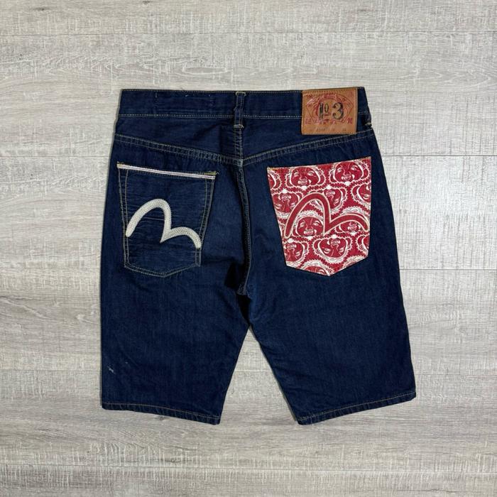 Celana Evisu 2008 patch paisley logo short denim
