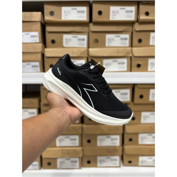 SEPATU RUNNING PRIA DIADORA MURDOCK BLACK DIARU241207B ORIGINAL BNIB SHOES