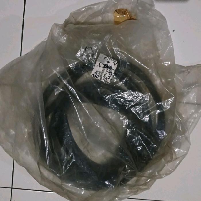 karet pintu depan kanan peugeot 206 original
