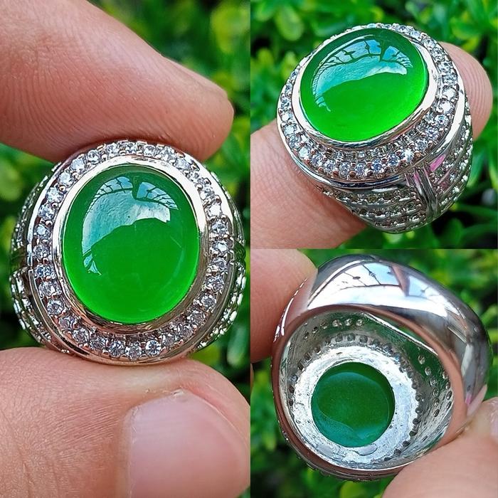 Natural Batu Giok Burma Tipe C