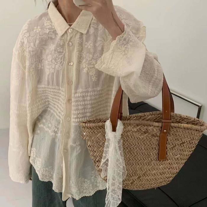Blus Bordir Renda Putih Longgar Lengan Panjang Gaya Korea