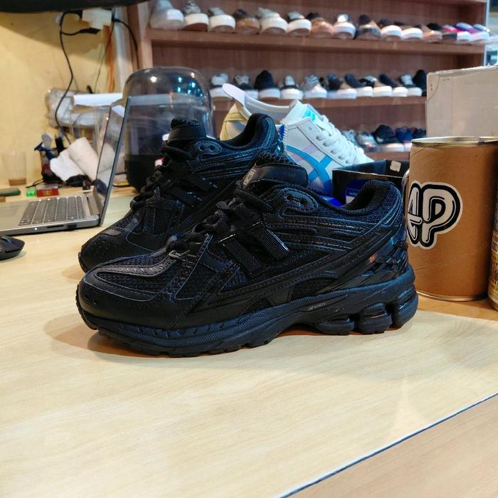 Abuy Project Nb 1906u Triple Black Sepatu Casual