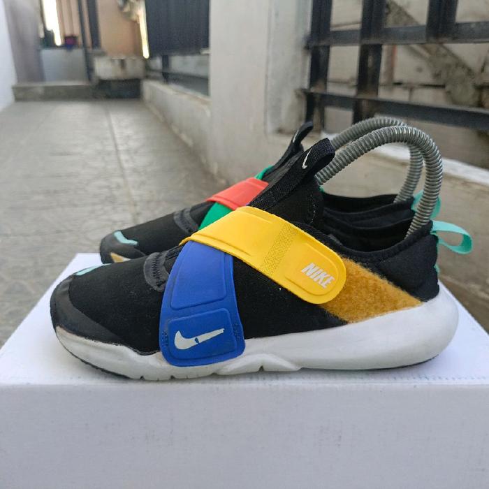 nike flex advance size 35-36 (harga nett)