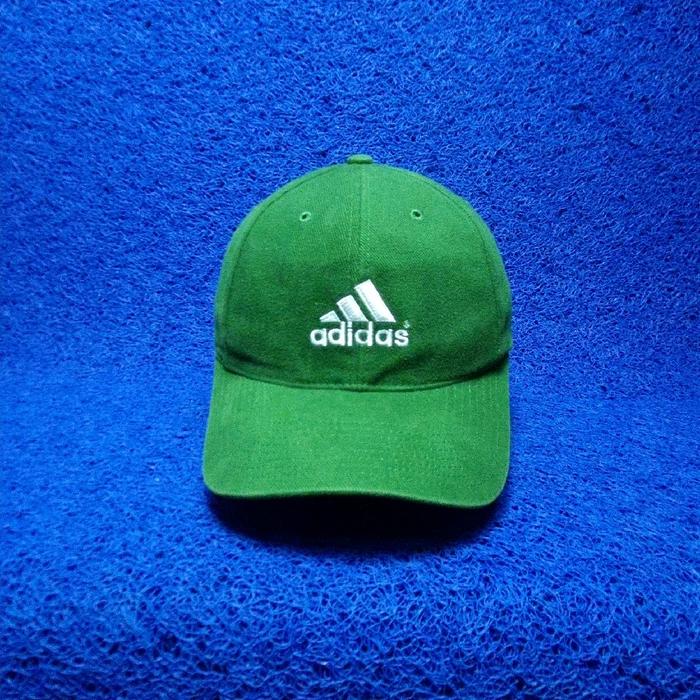 Adidas Topi Casual Vintage Hijau dengan Logo Putih