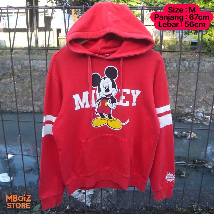 Hoodie merah Feltics x Disney
