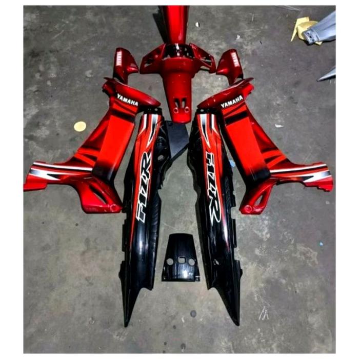 Yamaha Paket Cover Body Fullset Halus FIZ R Warna Hitam Merah Set Striping untuk Motor Yamaha FIZ R