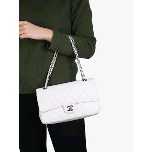 CHANEL CLASSIC WHITE PRELOVED