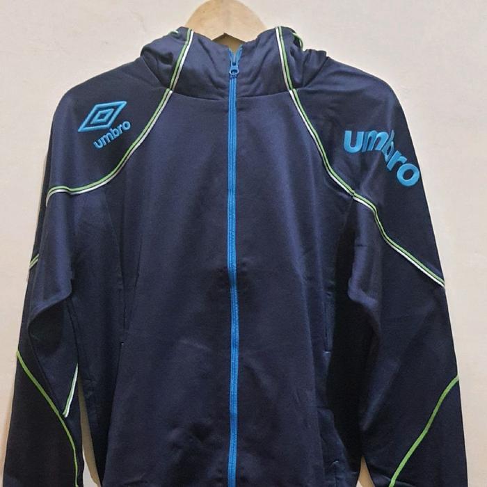 Jaket umbro x decente second