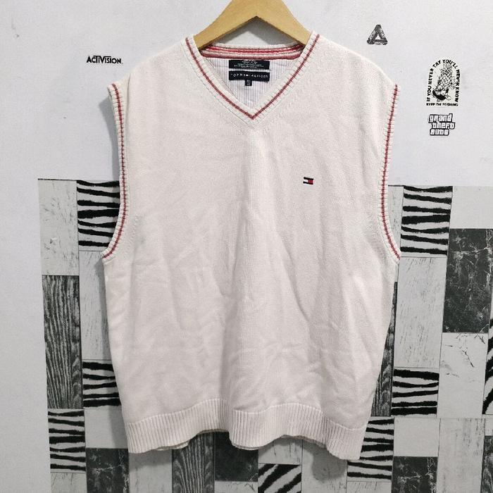 Vest Rajut Tommy Hilfiger Warna Putih model Oversize