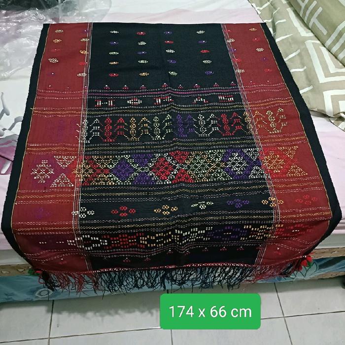 Ulos Batak ulos sadum hitam manik