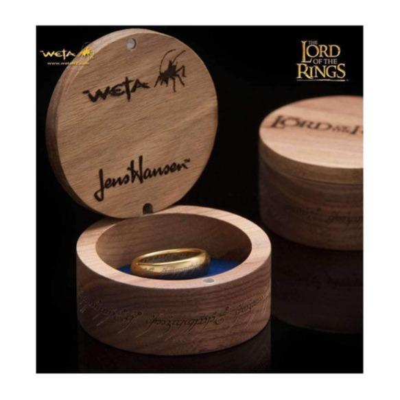 [Official Lord of the Rings] The One Ring: Gold Plated Tungsten Carbide (with Elvish runes) - Mercha