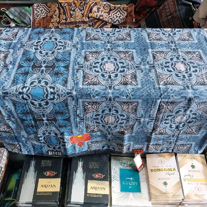 sarung asli bhs batik gold enak di pakai Muslim Mewah