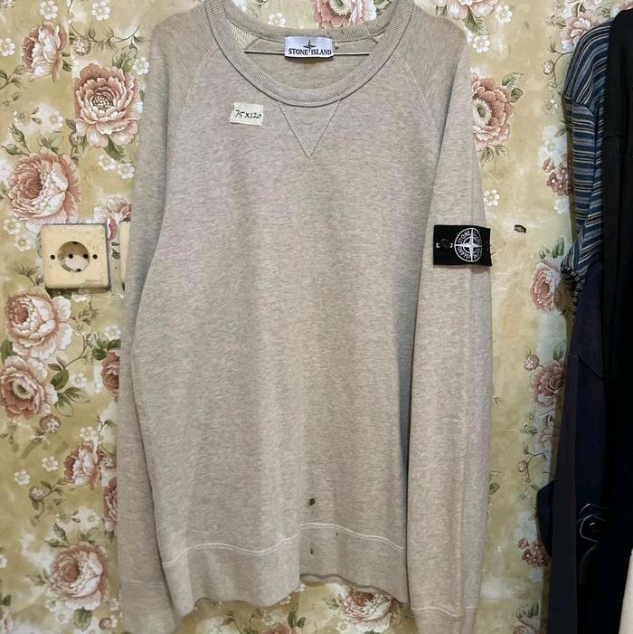 crewneck stone island second cream Sweatshirt stone basic dewasa