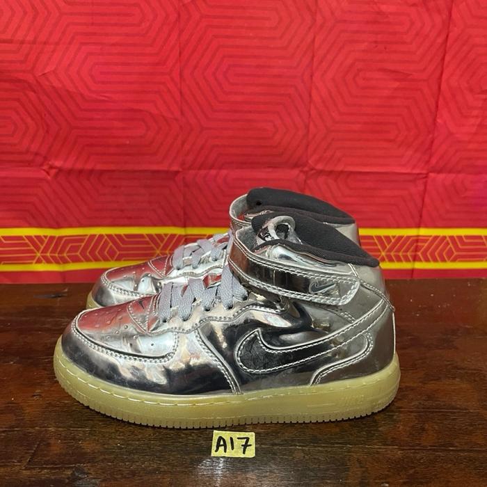 Sepatu anak second ori nike af1 mid metallic size 32