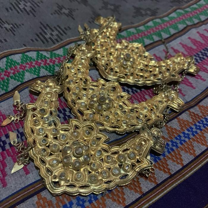 Kalung pending tiga susun antik palembang bahan kuningan sepuh emas, est tahun 70-80