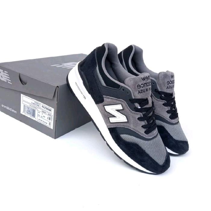 New Balance 997 Black Grey M997CUR