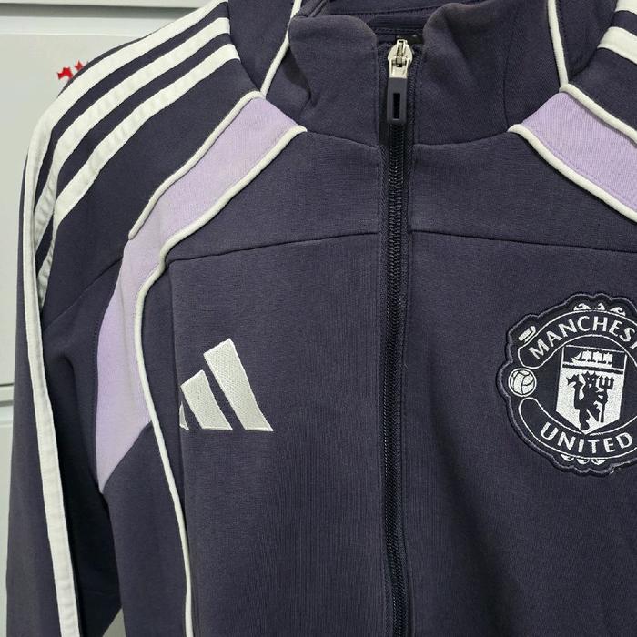 ADIDAS Jaket Bola Pria MANCHESTER UNITED  UBP DOUBLEKNIT JN2827 ORIGINAL Preloved