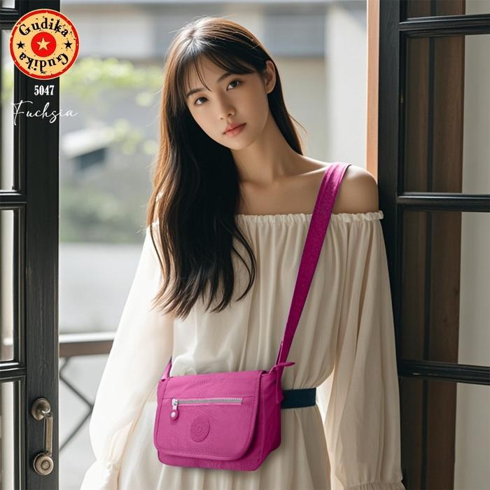 Slingbag Gudika 5047 - Tas Selempang Wanita Elegant - Tas Cewek Kekinian Import