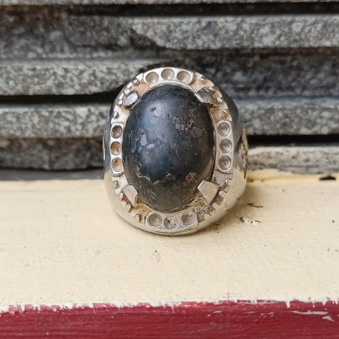 Batu Akik hitam jadul ring size 8