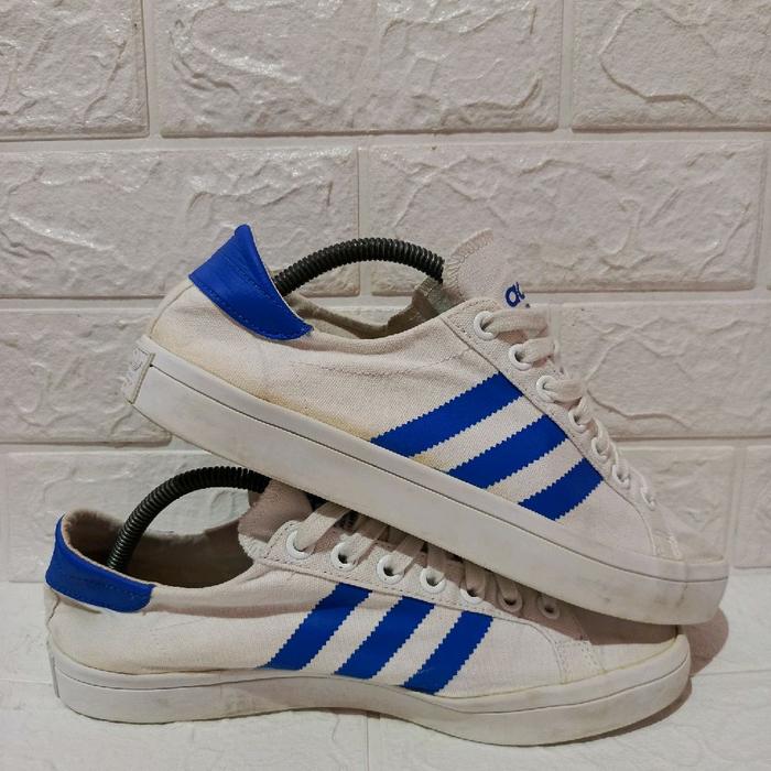 Sepatu Sneakers ∆d!d∆s Court Vantage White Blue size - 42,5