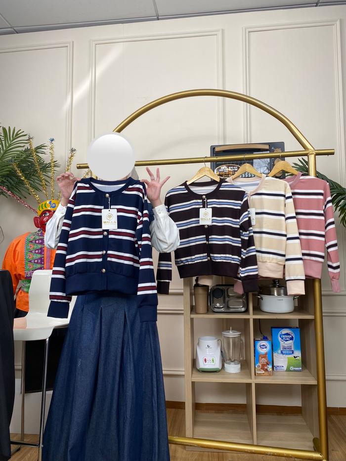 Madamemalla Exclusive Atasan Cardigan Knit Motif Salur Combinasi Full Kancing PO 492 YUKI KATO 25062