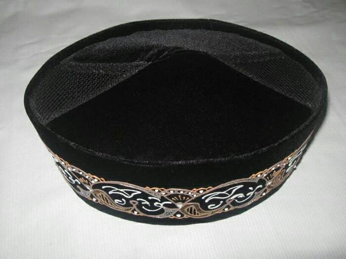 Songkok Awing AC Hokie Lilin