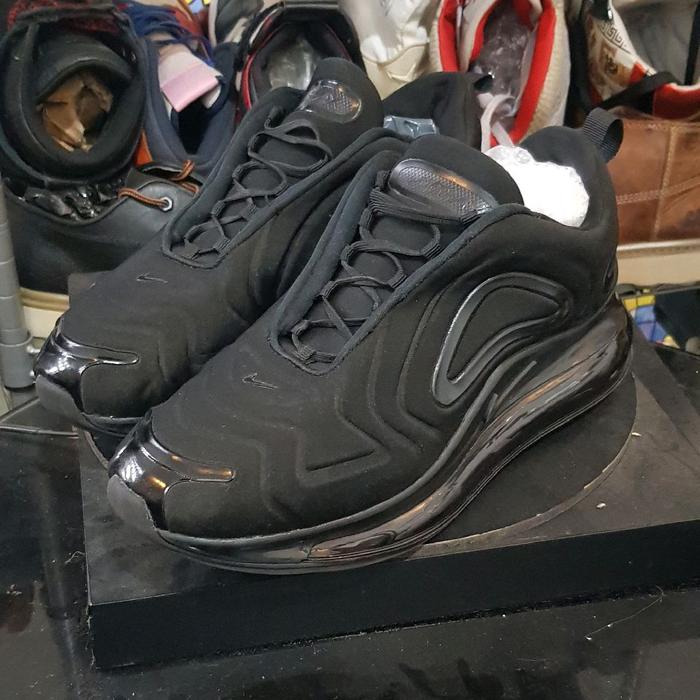 Nike Air Max 720 triple black tag sample size 44 (rare)