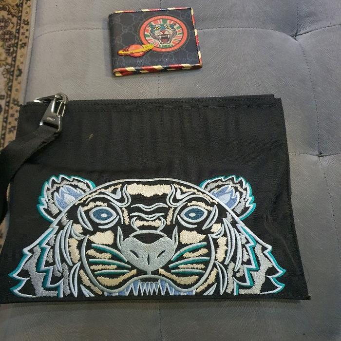 preloved dompet pria gucci dan pounch kenzo Gaya