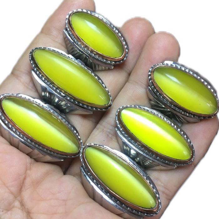 Batu Cincin Yellow Cat Eye Model Bentuk Pandan Ring Super Monel dengan Desain Elegan dan Warna Kunin