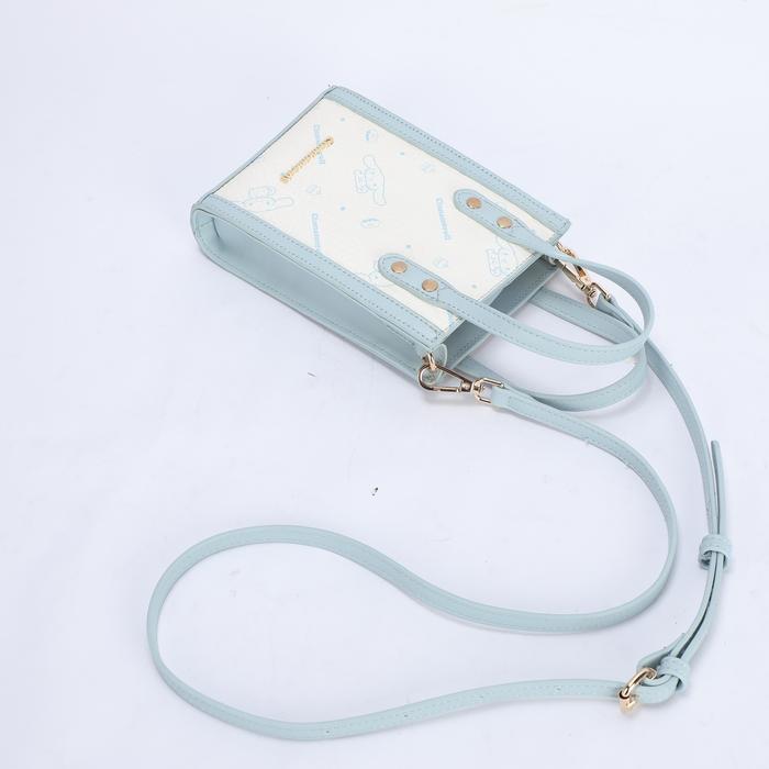 Crossbody Bag-Cinamon Roll- Warna Putih Biru dengan Motif CInamon Roll