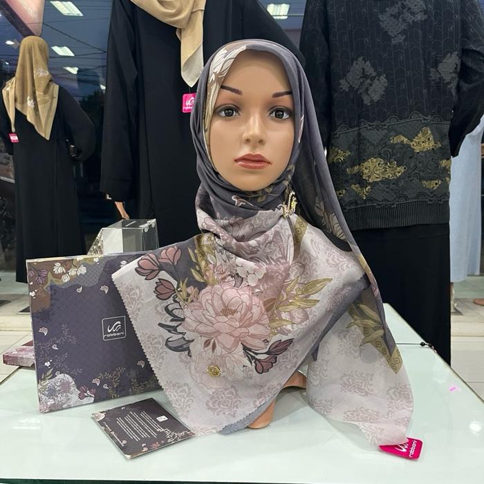 Rabbani - Tetra Mafuyu ( Lux ) Exclusive + Box
