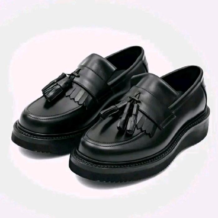 Sepatu Dockmart Lovers pria/Sepatu dockmart pria