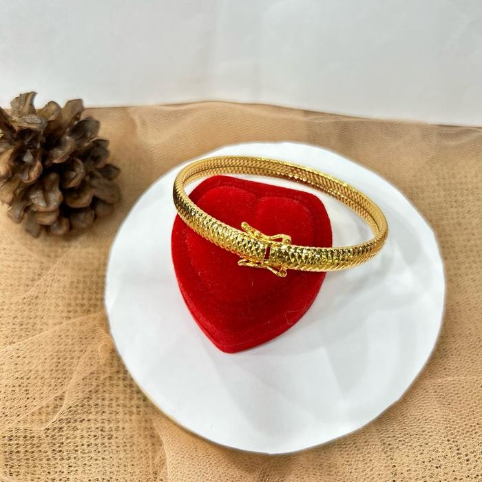 Gelang sugun warna gold terbaru