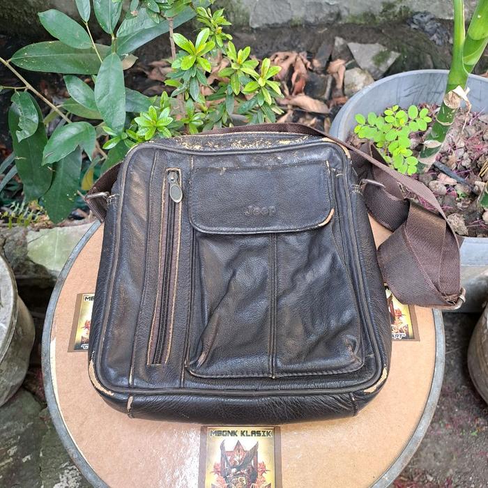 tas slempang kulit jeep jadul vintage lawas ORIGINAL tas selempang kulit jadul tas kulit lawas tas k