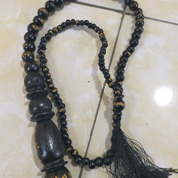 cambuk cemeti asmaul husna tasbih cambuk lafadz Asmaul Husna tasbih hiasan dinding
