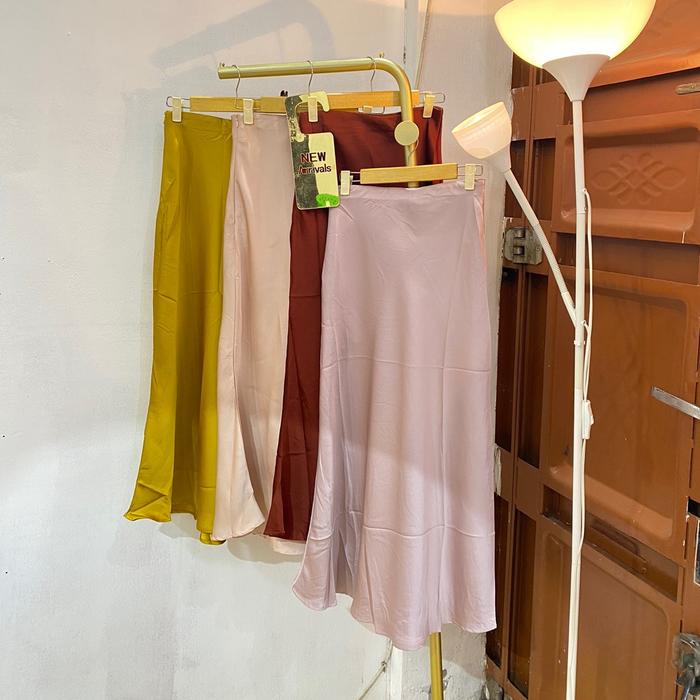 Rok silk duyung/ rok silk polos