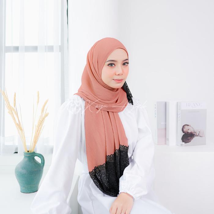 Koyu Hijab Pasmina Plisket Lace Ceruty (Pasmina Renda Koyu) Diskon