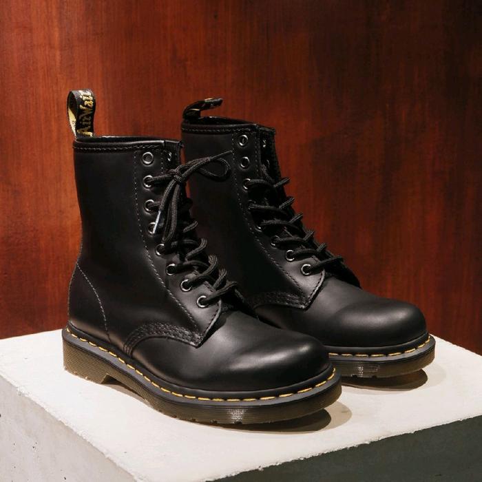 DR. MARTENS 1460 BLACK NAPPA LEATHER 8 EYE/HOLE ORIGINAL BNIB