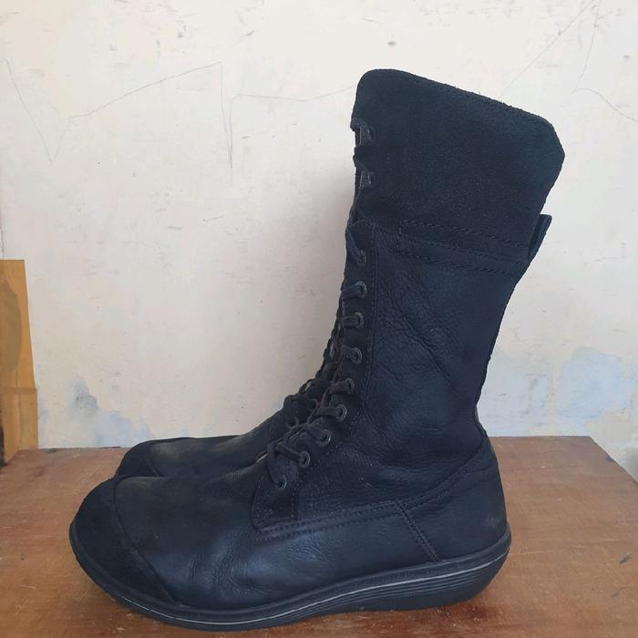 Sepatu Boots High Lace Up Leather Combat Style Zipper Boot 41
