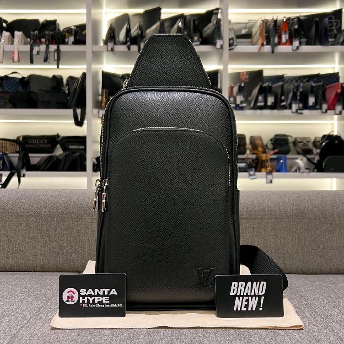 Louis Vuitton Avenue Taigarama Sling Bag