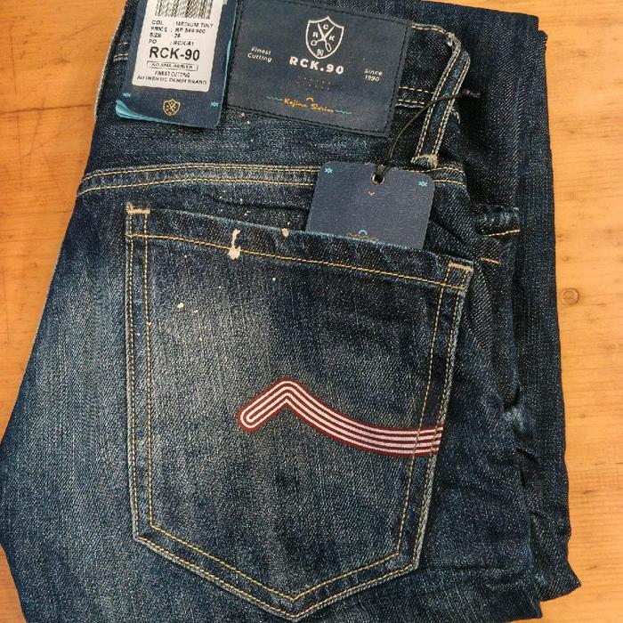 Celana Panjang Jeans Pria Rockstar Denim Original Slim Fit Medium Tint
