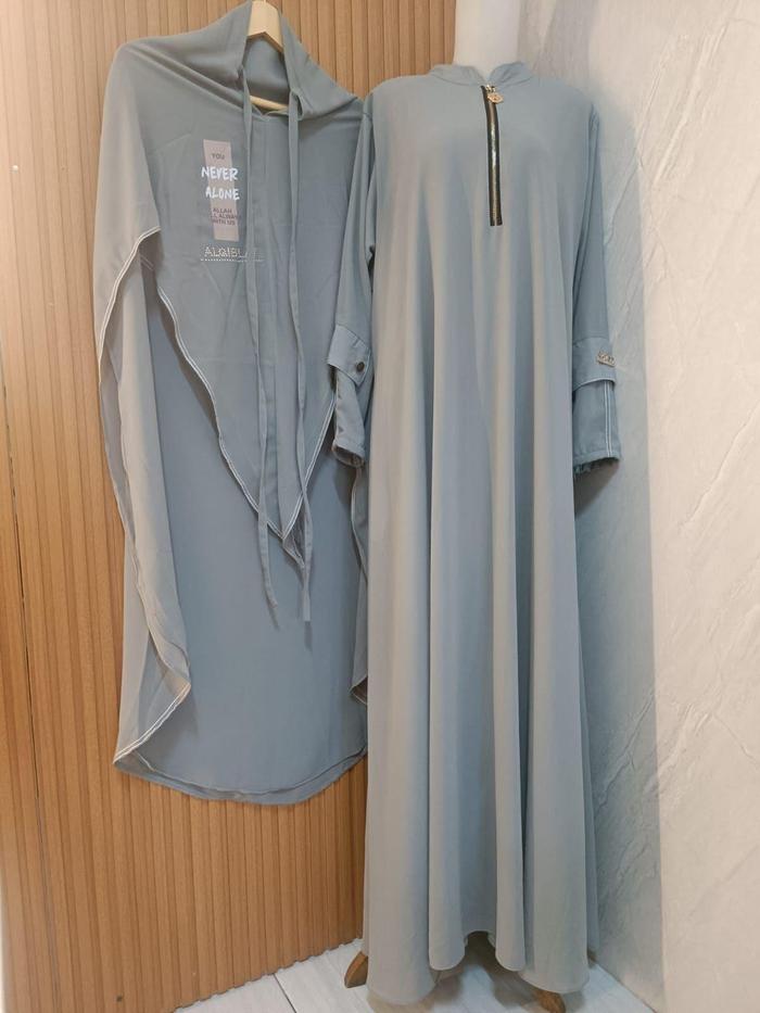 Gamis Qiblat polos cerutti wanita plus hijab syar'i