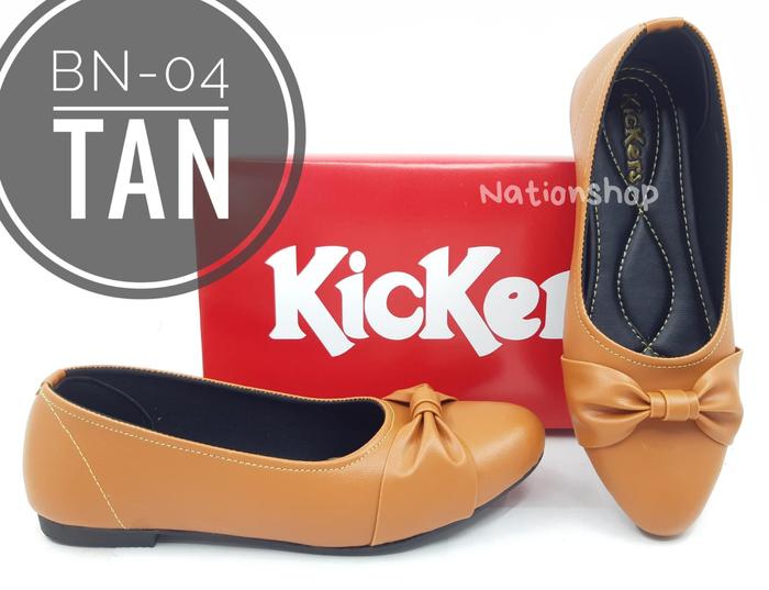 Sepatu Kickers Flat Shoes Wanita Kode BN-04 Kerja Hitam
