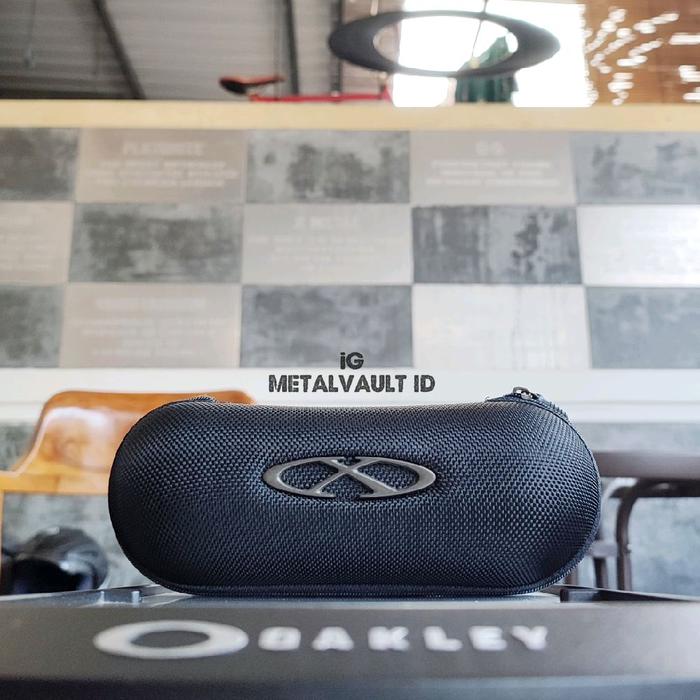 hardcase case kacamata oakley xmetal soft vault