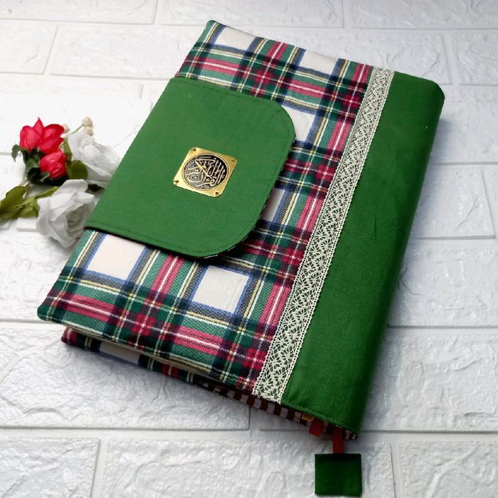 Sampul Quran untuk al Quran ukuran A4 (Besar)
