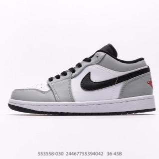 Air Jordan 1 Low 'Light Smoke Grey' 553558-030 Sepatu Sneakers Pria Wanita Warna Abu-abu Tua dengan 